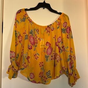 NWT Batik Motif top